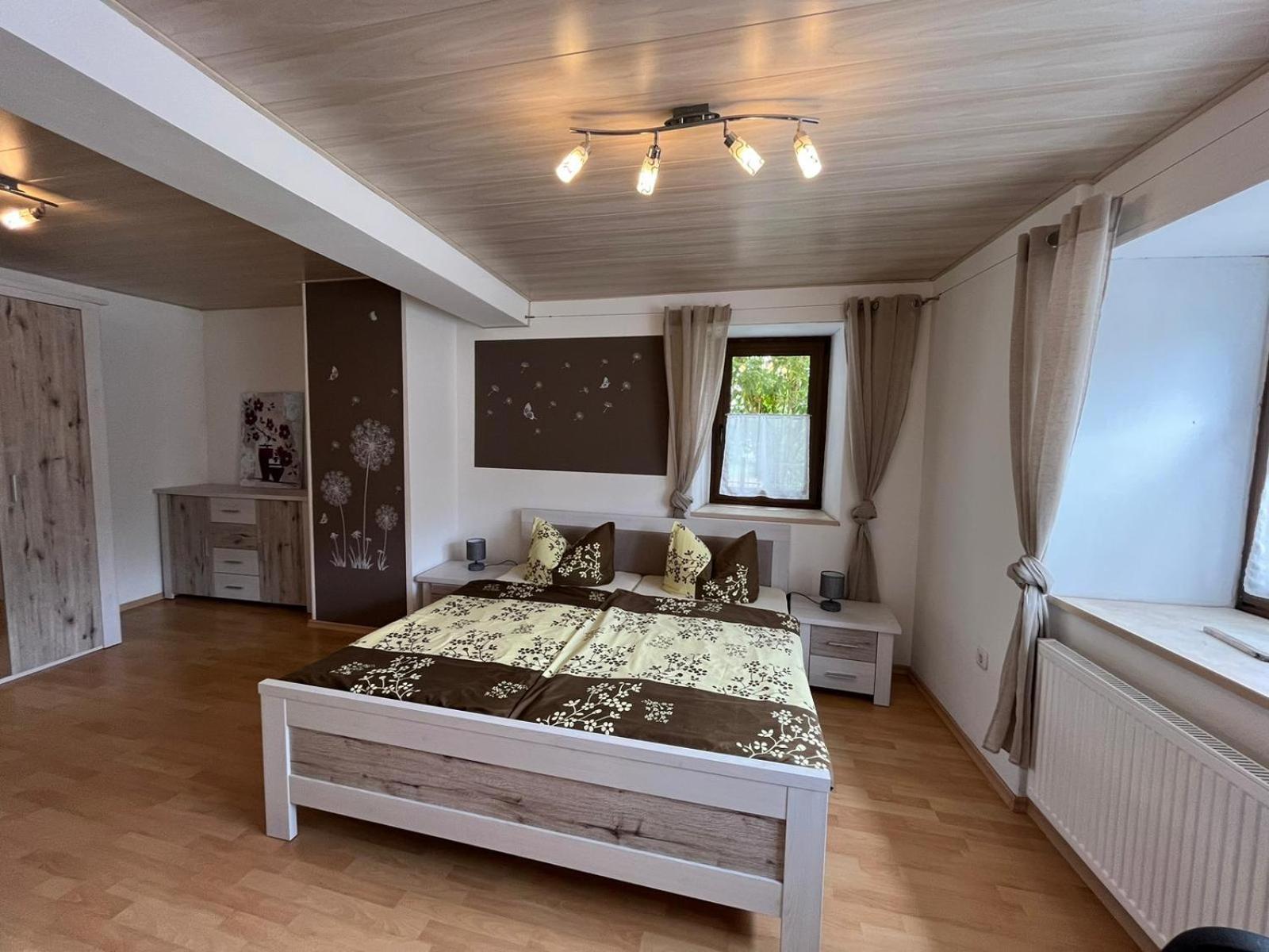 Ferienwohnung Beim Friedlmichl Königstein in der Oberpfalz エクステリア 写真